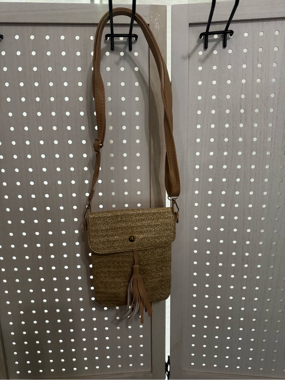 Woven Straw Crossbody Bag with Tassel - Tan